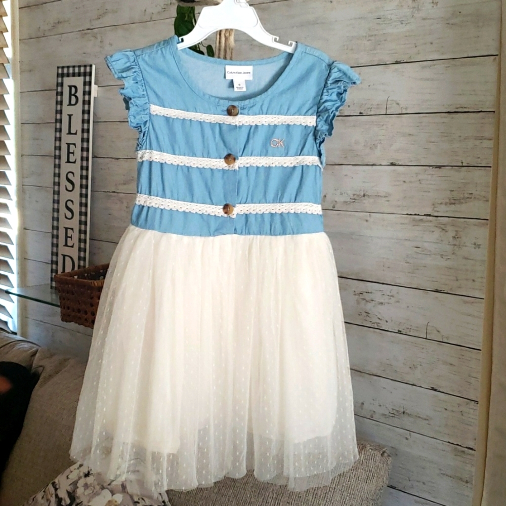 Calvin Klein Size 6 toddler dress